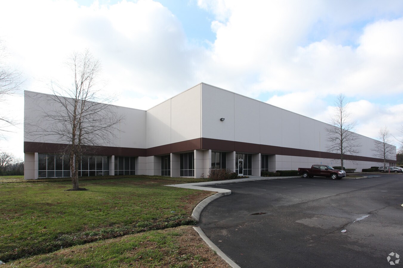 <p>Northfork Business Park</p><p>Goodlettsville, Tennessee</p>