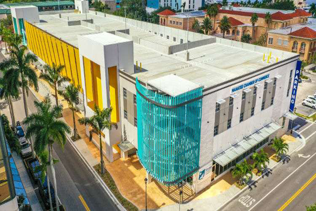 Bradenton Center Garage2